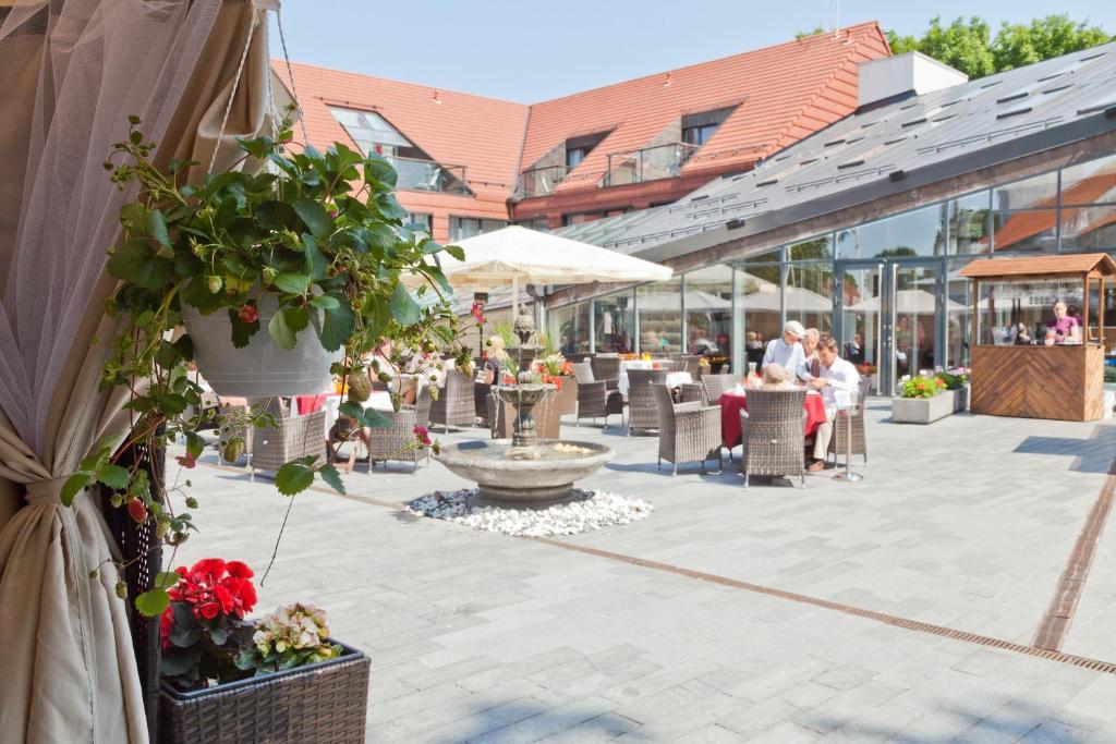 Grand Rose Spa Hotel Kuressaare Exterior photo